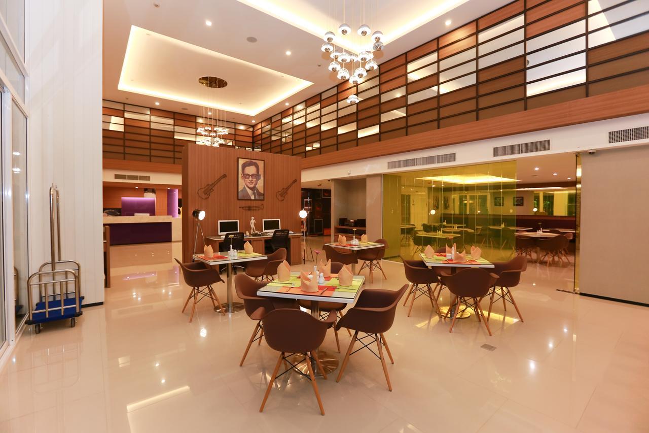 The Whisper Hotel Pattaya Exterior foto