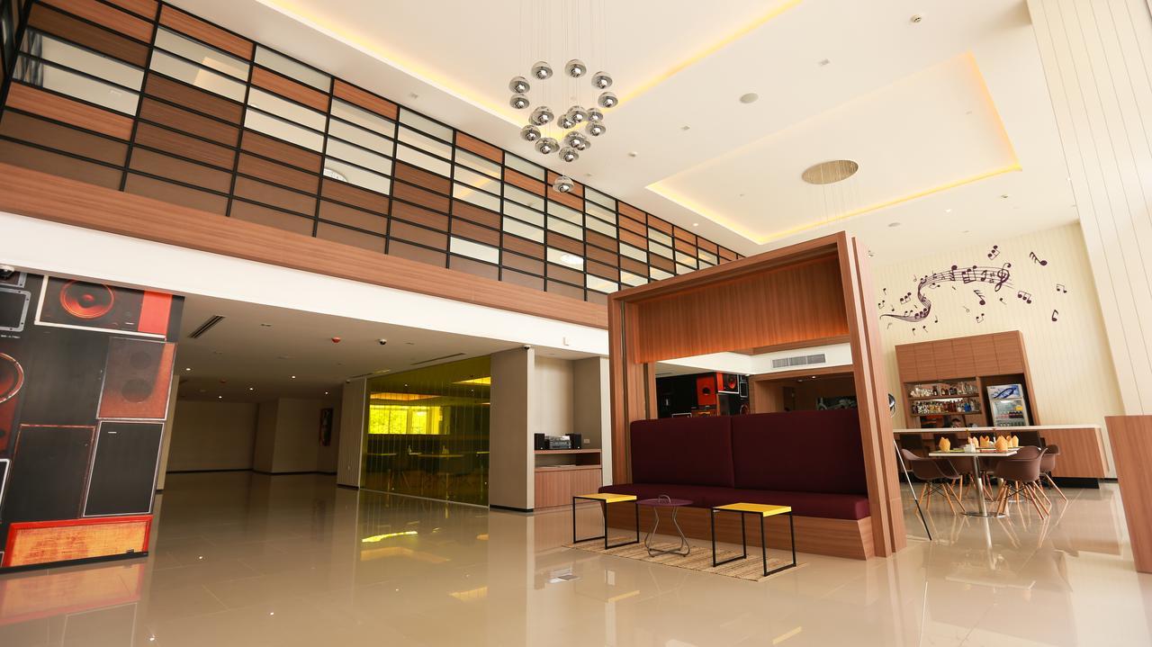 The Whisper Hotel Pattaya Exterior foto