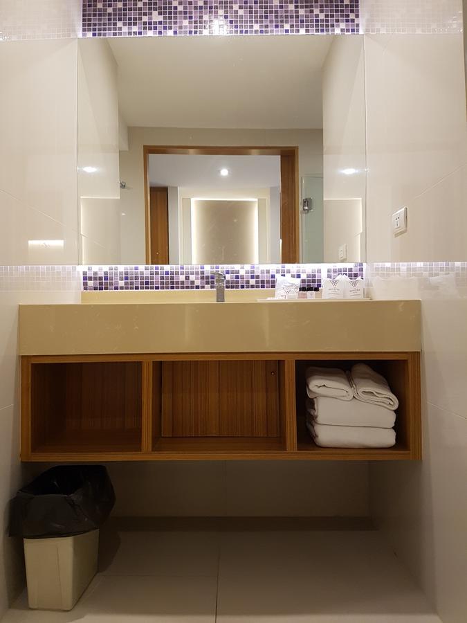 The Whisper Hotel Pattaya Exterior foto